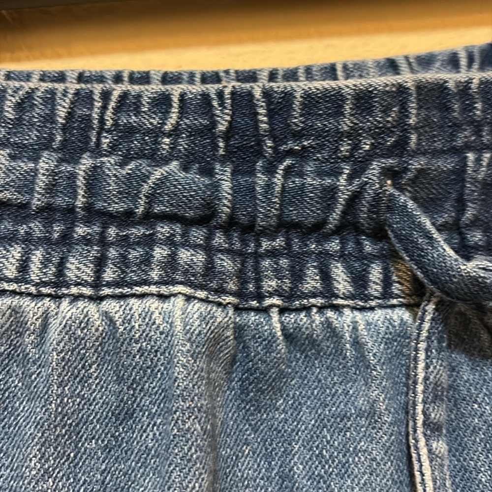 Blue Elastic Waistband Jeans with Faded Indigo
